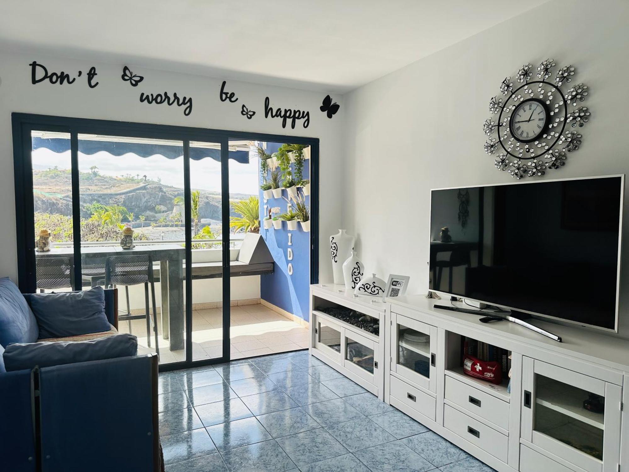 Pambnb - Chic Beachside Apartment Playa San Juan Exterior photo