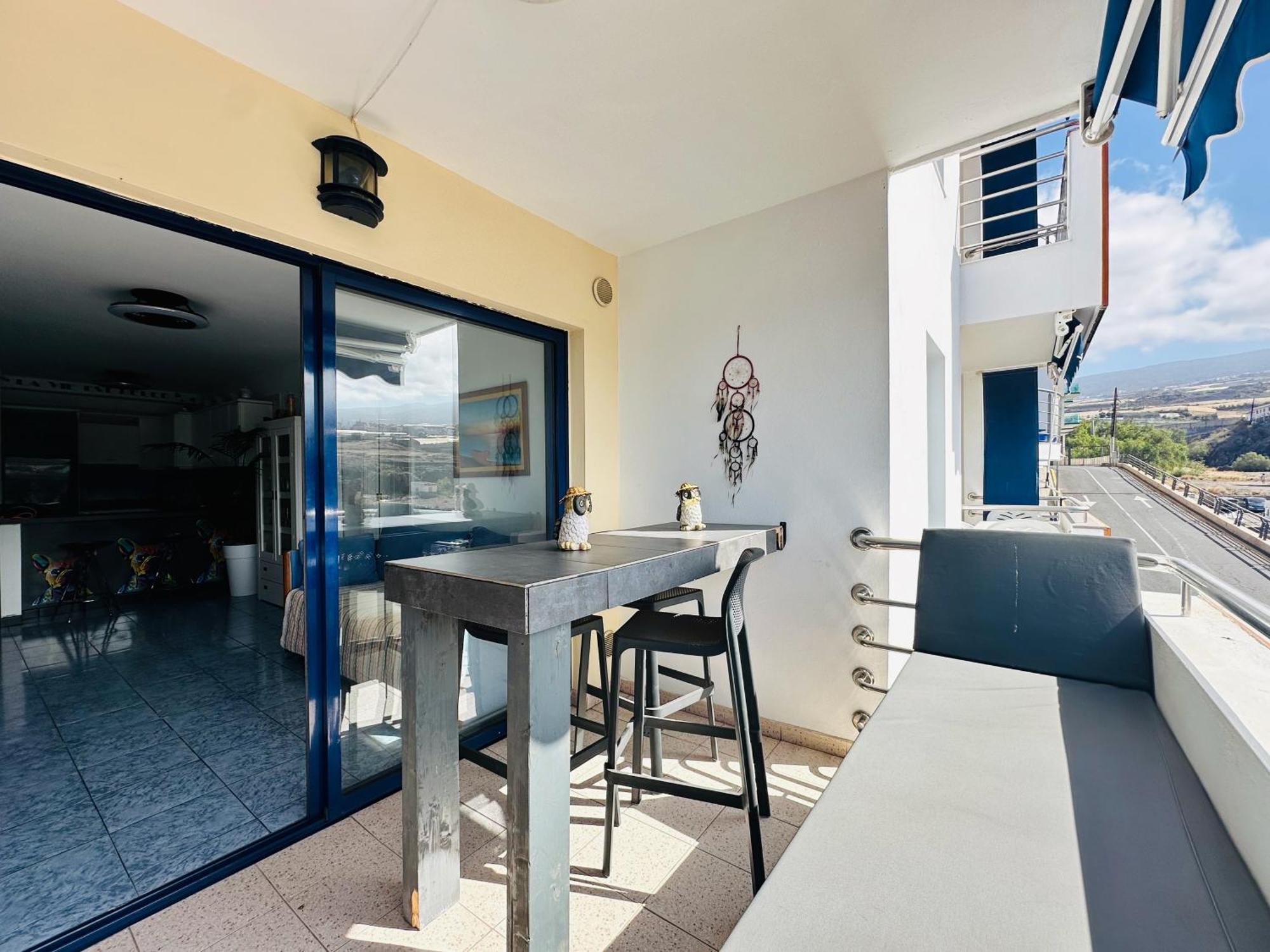 Pambnb - Chic Beachside Apartment Playa San Juan Exterior photo